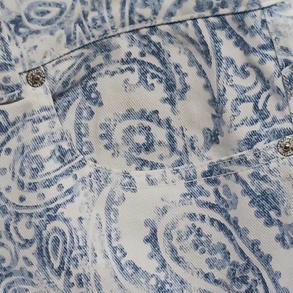 Lauren Jeans‎ Co Women's Dark Wash Denim Jean Shorts - 16 (38X7) - Picture 9 of 14